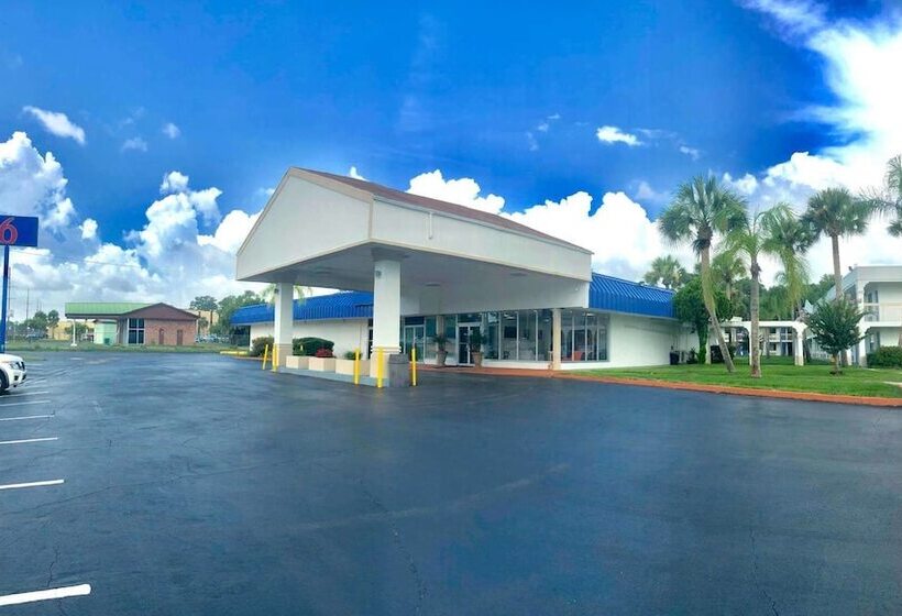 Motel 6 Starke, Fl