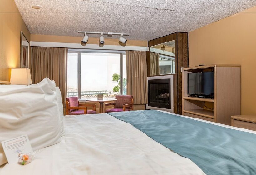 モーテル Ebb Tide Oceanfront Inn