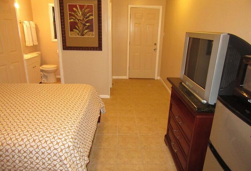 فندق على الطريق El Patio Inn