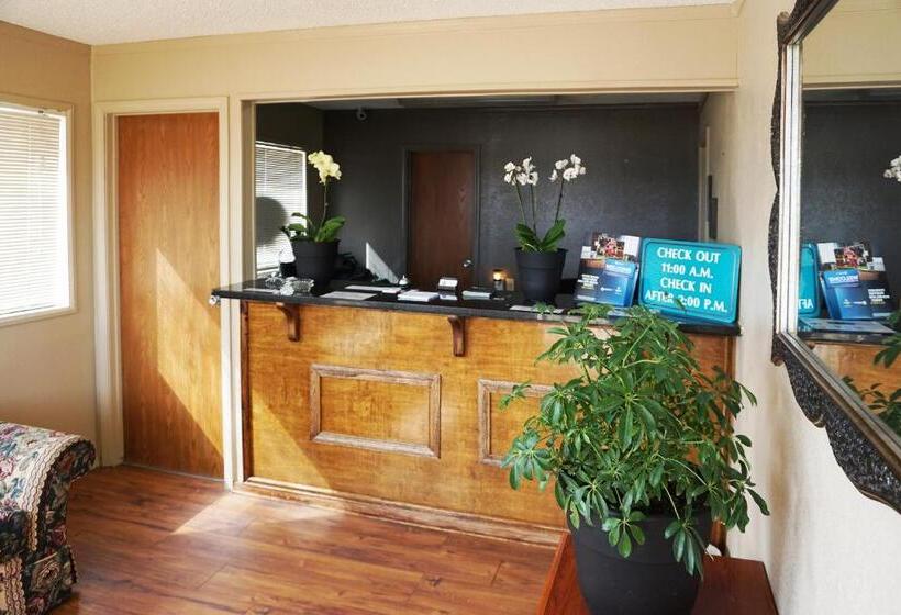 فندق على الطريق Knights Inn Altus