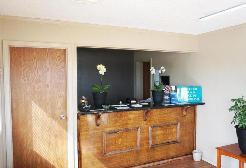 فندق على الطريق Knights Inn Altus