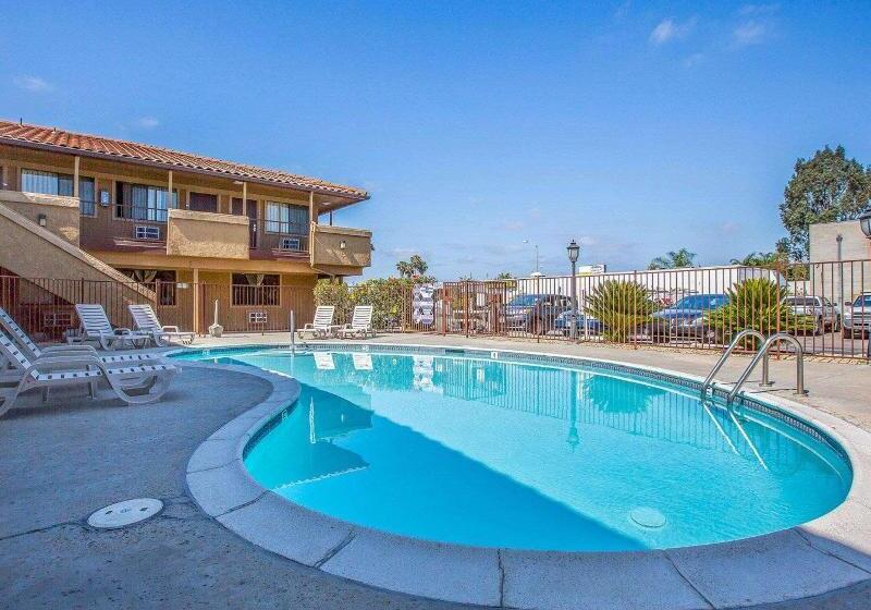 فندق على الطريق Rodeway Inn Santee San Diego East