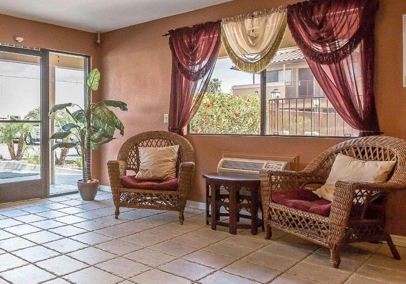 فندق على الطريق Rodeway Inn Santee San Diego East