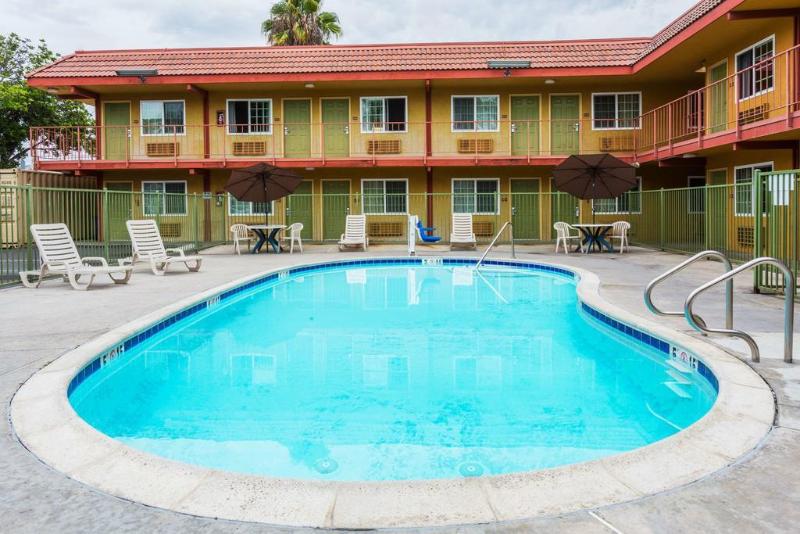 모텔 Studio 6 Suites San Ysidro Ca San Diego South Bay