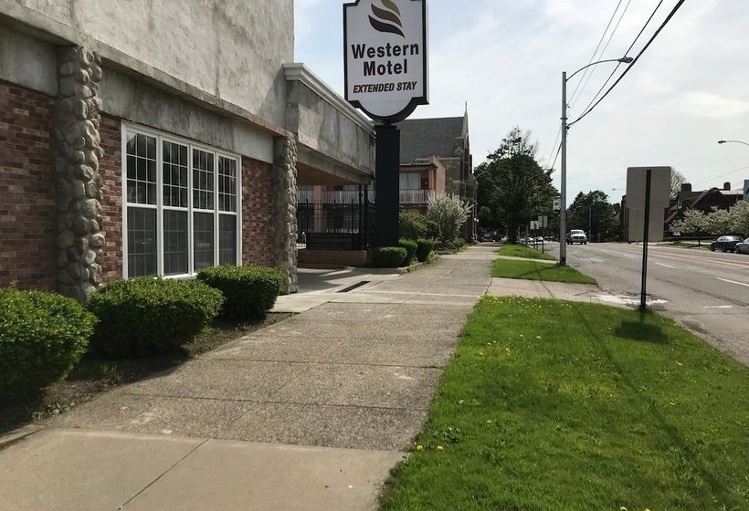 فندق على الطريق Western Inn