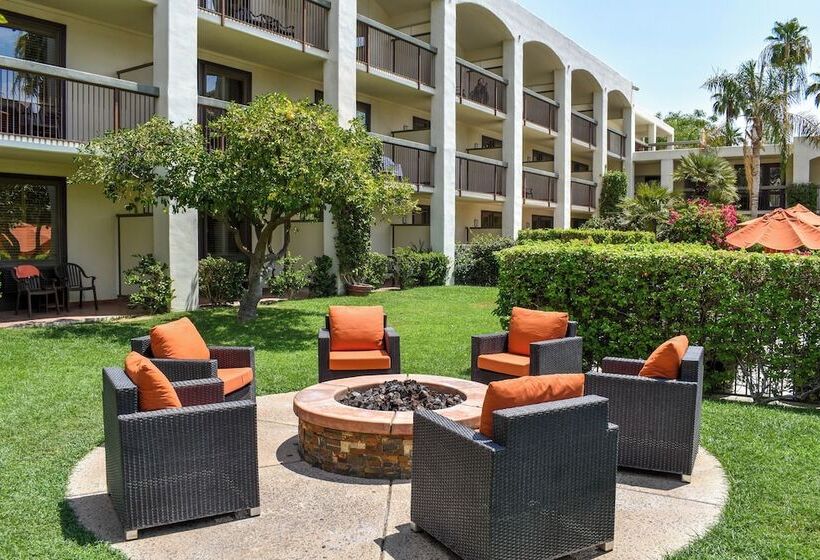 Palm Mountain Resort & Spa