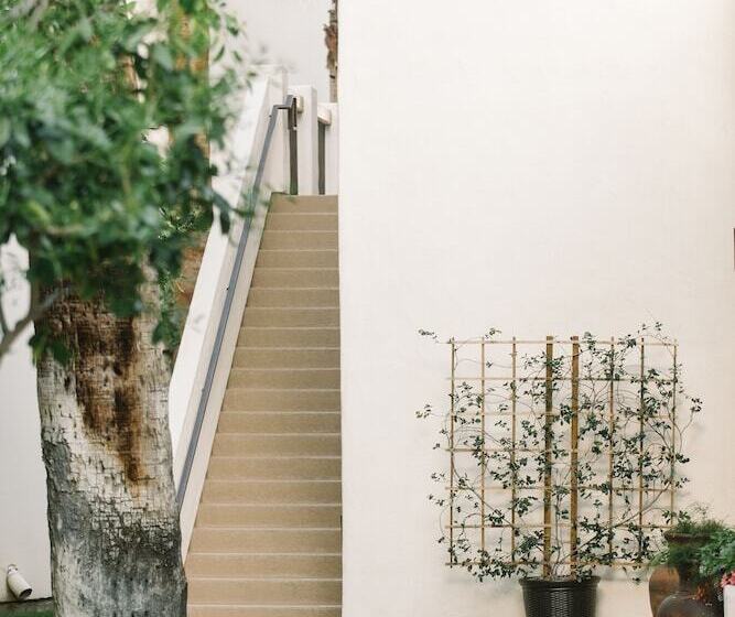 Palm Mountain Resort & Spa