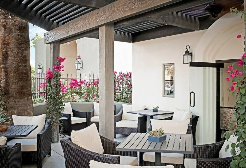 Palm Mountain Resort & Spa