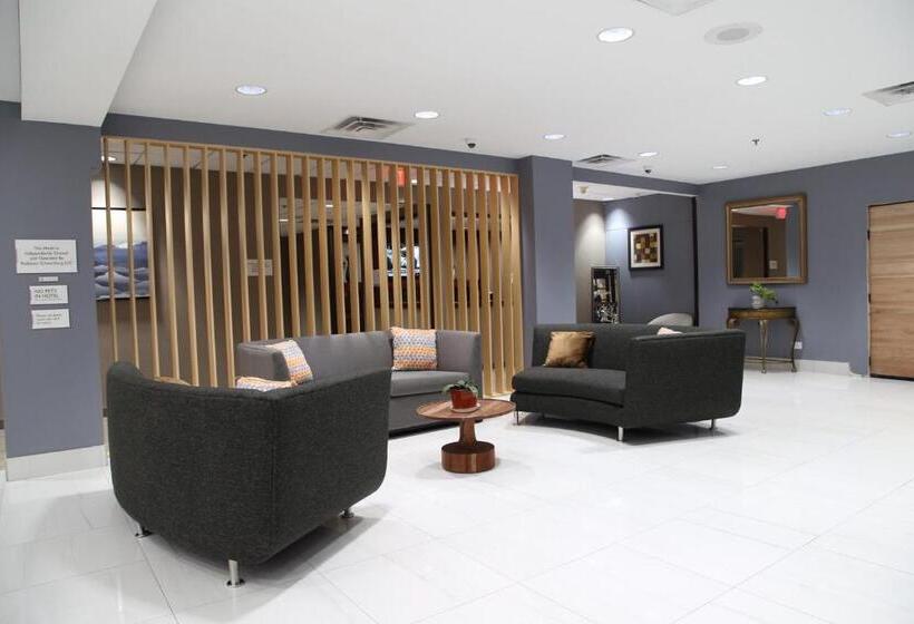 Radisson Hotel Schaumburg