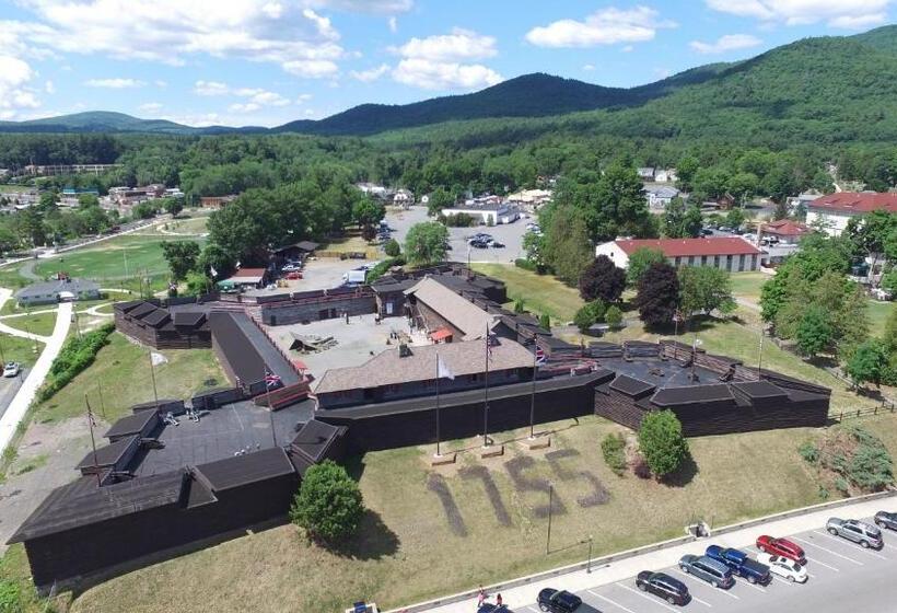 Курорт Fort William Henry