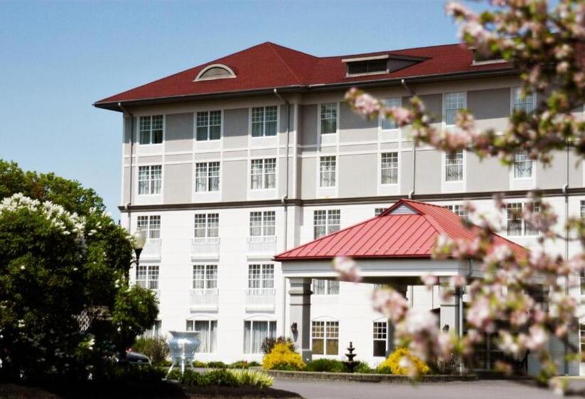 Курорт Fort William Henry