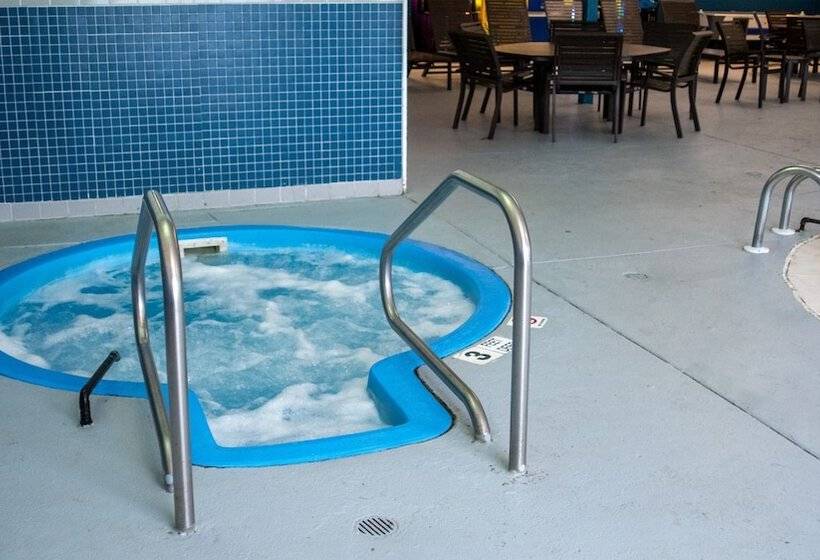 Курорт Fort William Henry