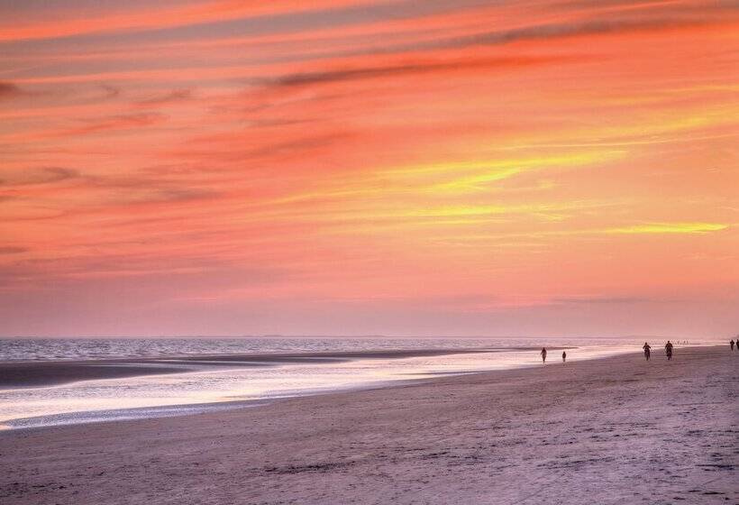אתר נופש Holiday Inn Express Hilton Head Island, An Ihg