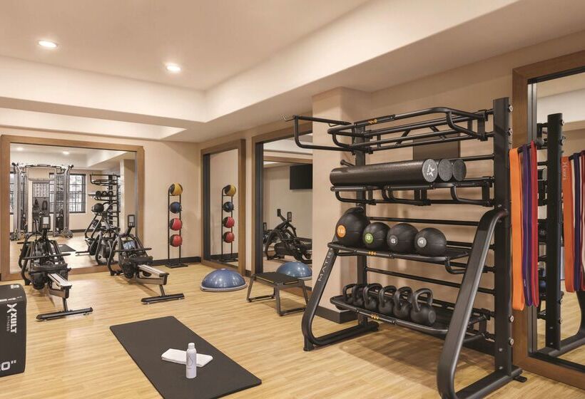 渡假胜地  Zachari Dunes On Mandalay Beach, Curio Collection By Hilton