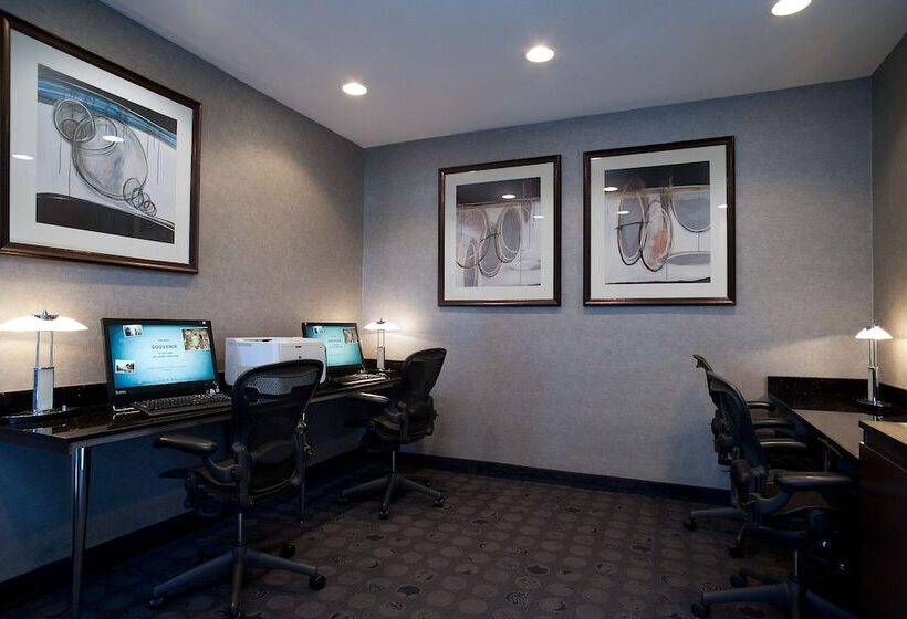 渡假胜地  Zachari Dunes On Mandalay Beach, Curio Collection By Hilton