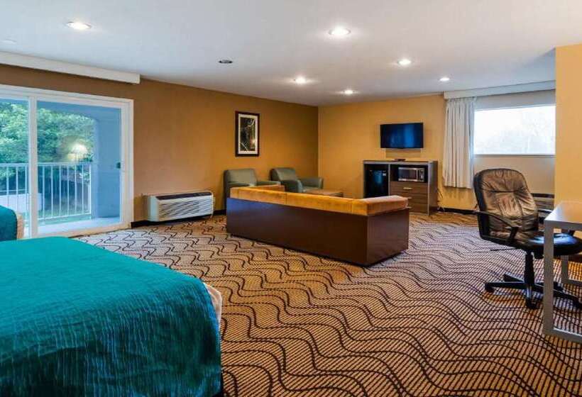 Surestay Plus Hotel By Best Western Sacramento North