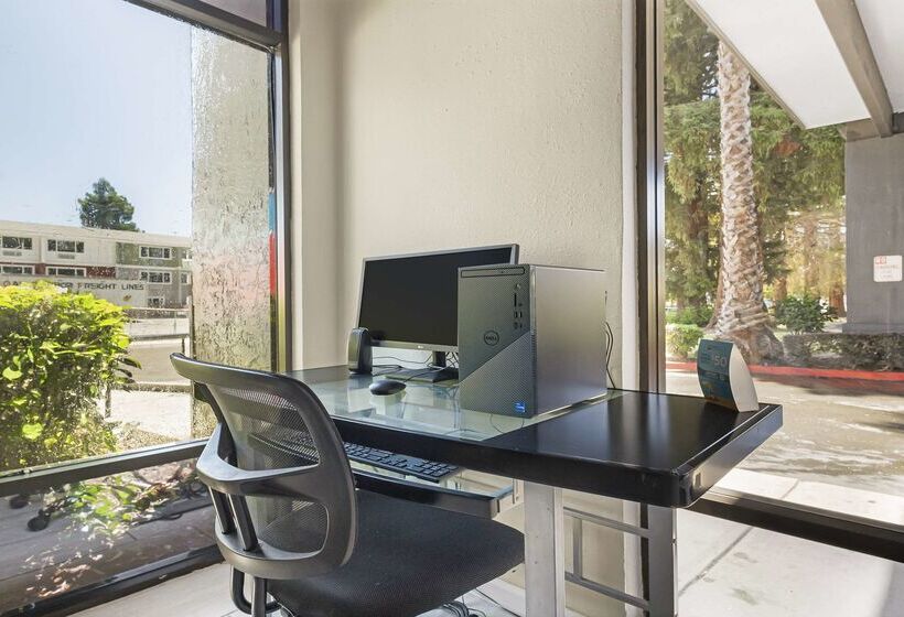 Surestay Plus Hotel By Best Western Sacramento North