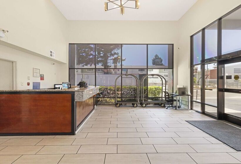 Surestay Plus Hotel By Best Western Sacramento North