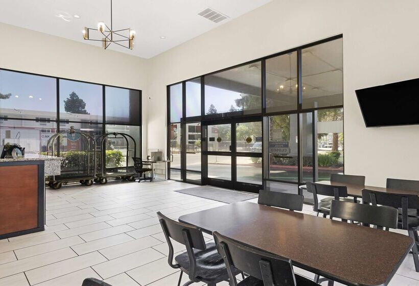 Surestay Plus Hotel By Best Western Sacramento North