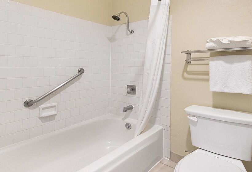 Surestay Plus Hotel By Best Western Sacramento North