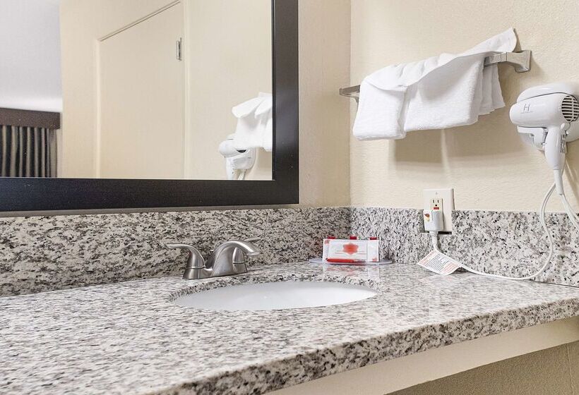 Surestay Plus Hotel By Best Western Sacramento North