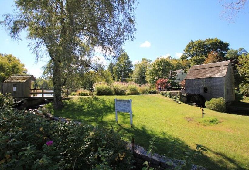 The Earl Of Sandwich Motel