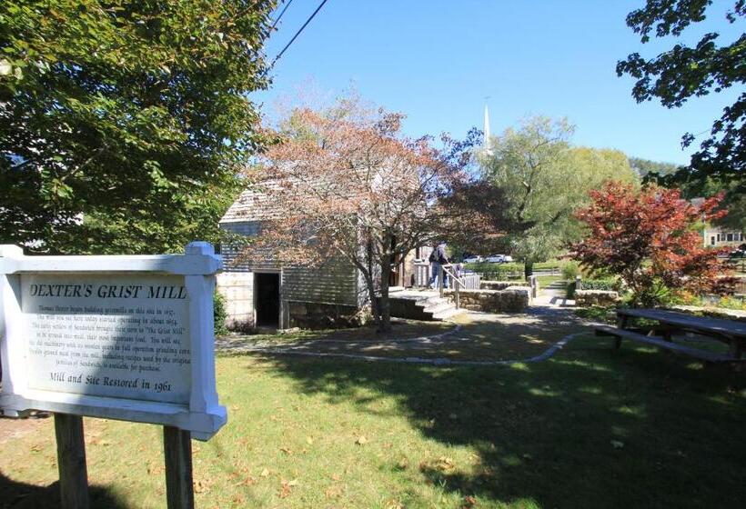 The Earl Of Sandwich Motel