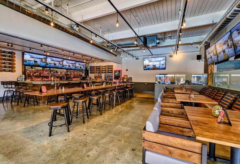 Clarion Hotel Concord Walnut Creek