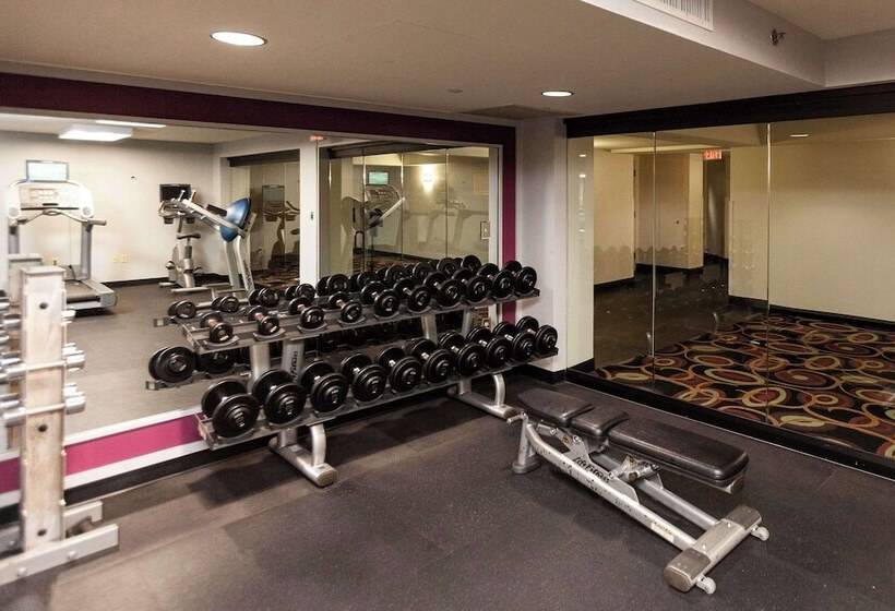 Clarion Hotel New Orleans   Airport & Conference Center