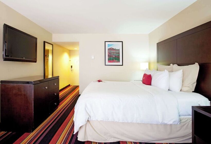 Clarion Hotel New Orleans   Airport & Conference Center