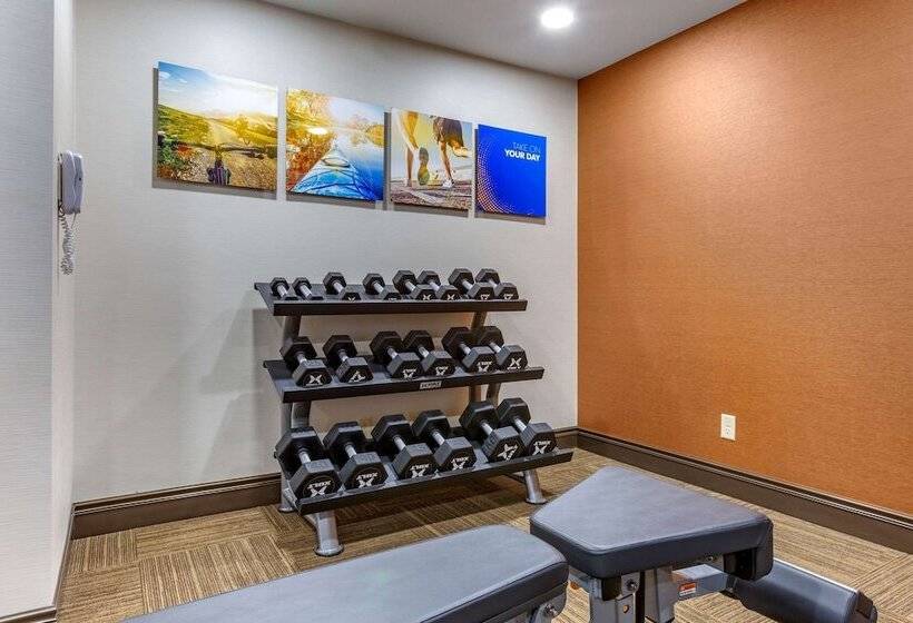 Comfort Inn At Buffalo Bill Village Resort