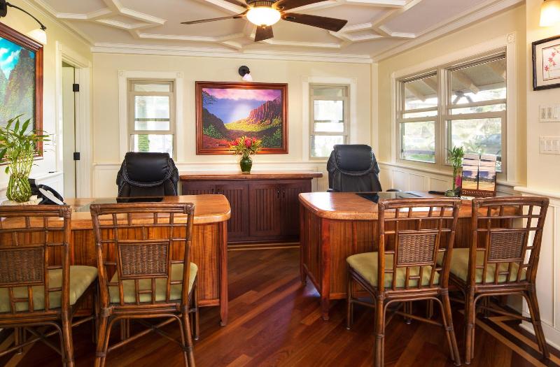 Hanalei Colony Resort