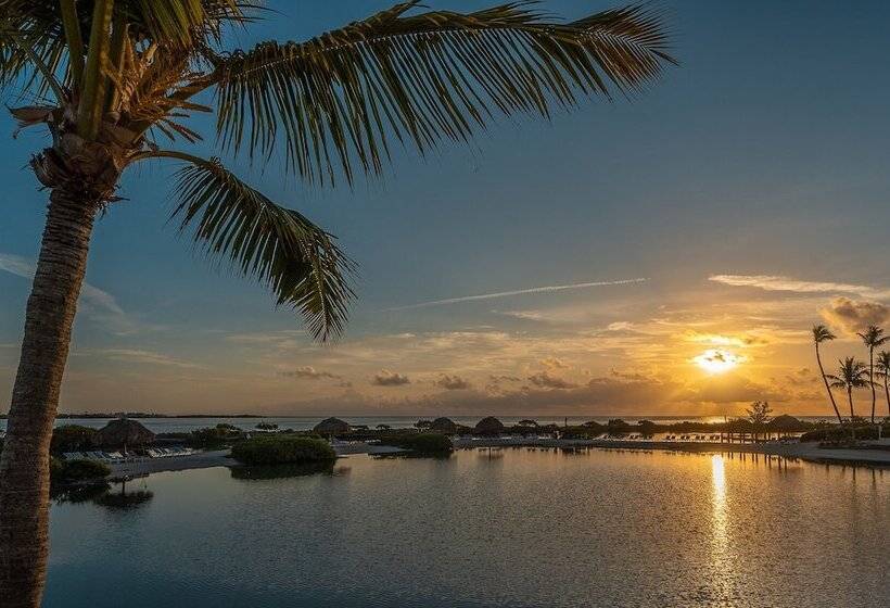 Hawks Cay Resort