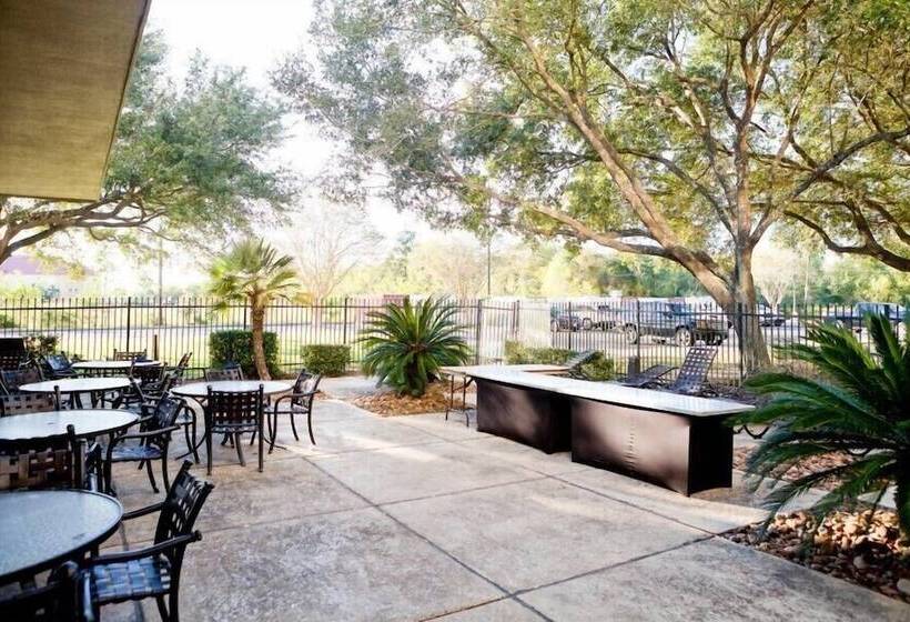 Holiday Inn Hotel And Suites Beaumont Plaza I 10 & Walden, An Ihg