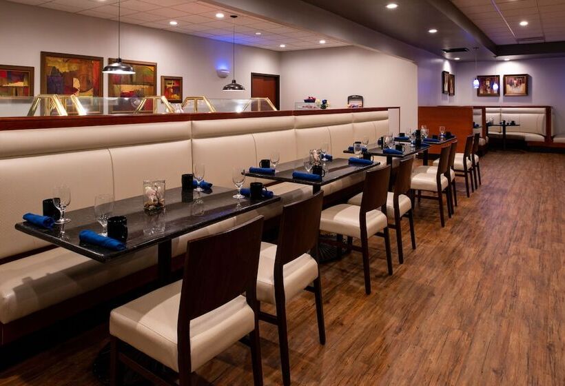 Holiday Inn Hotel And Suites Beaumont Plaza I 10 & Walden, An Ihg