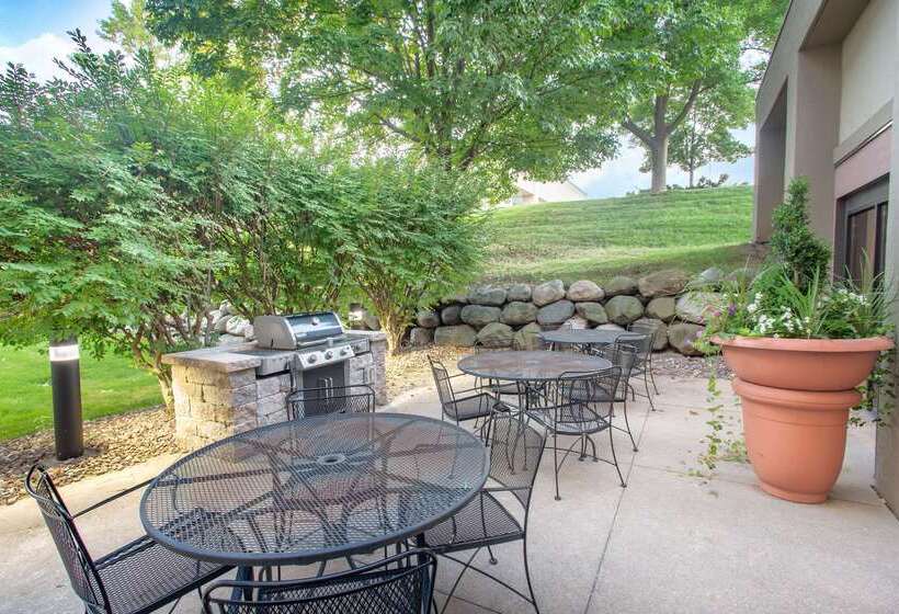 هتل Americinn By Wyndham Madison West