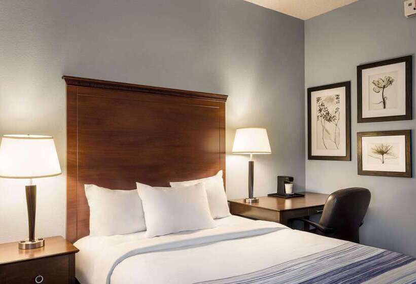 ホテル Americinn By Wyndham Madison West