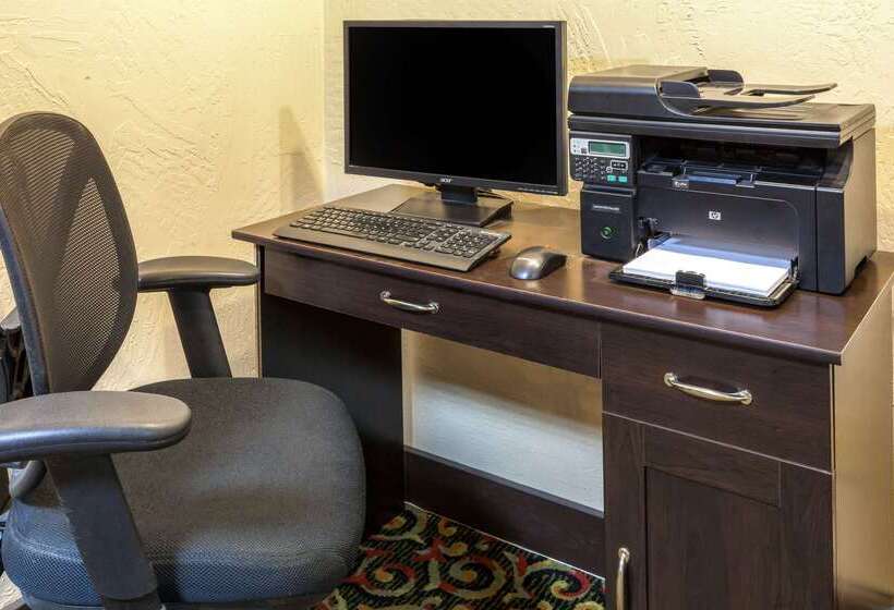 فندق Baymont By Wyndham Amarillo East