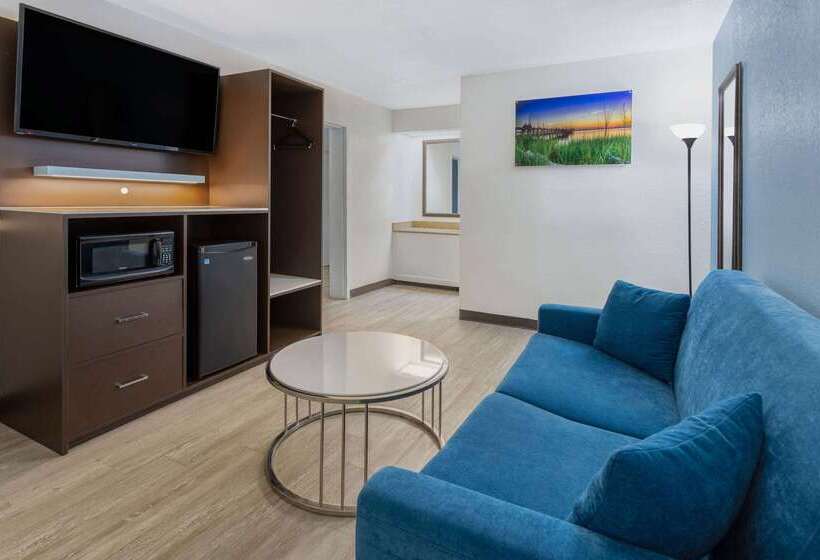 فندق Baymont By Wyndham Camp Lejeune