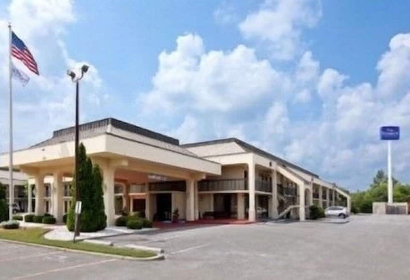ホテル Baymont Inn & Suites Florence By Wyndham