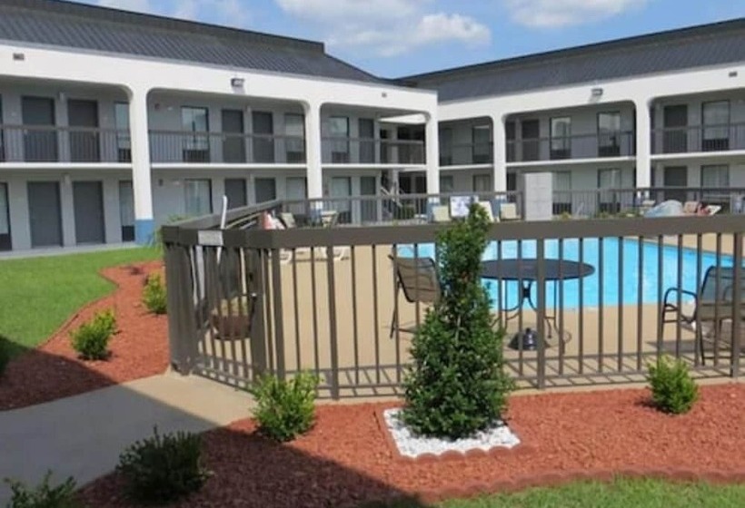 فندق Baymont Inn & Suites Florence By Wyndham