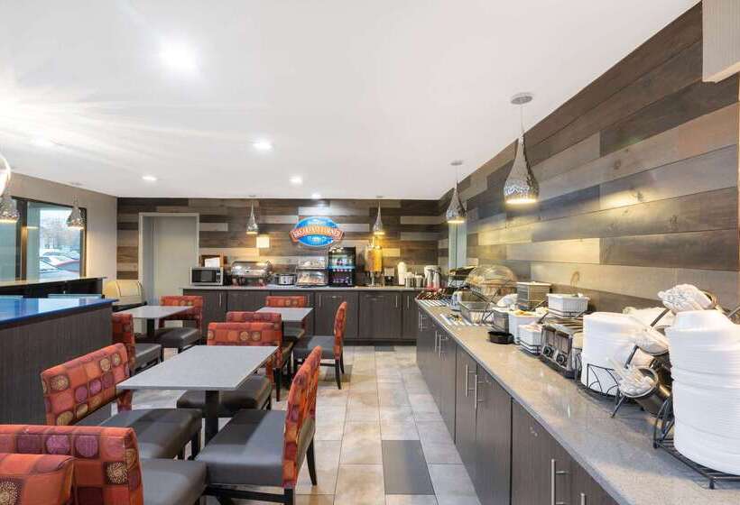 فندق Baymont By Wyndham Murfreesboro