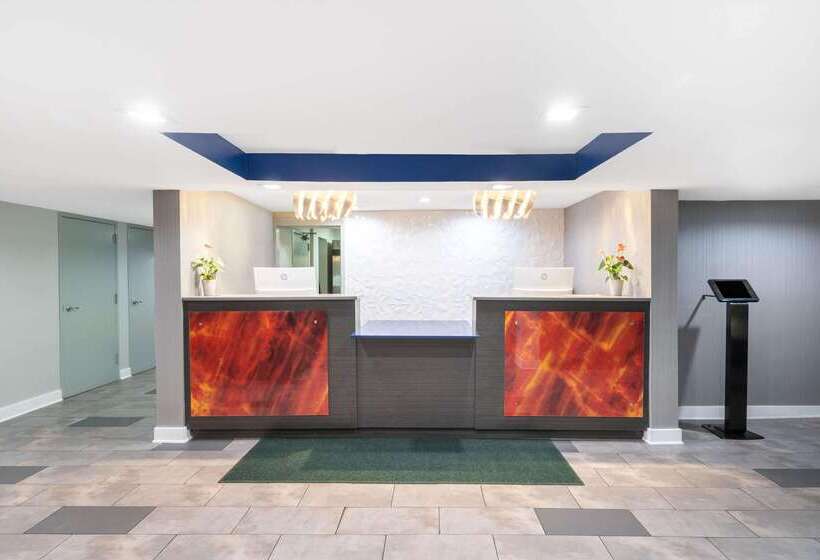 فندق Baymont By Wyndham Murfreesboro