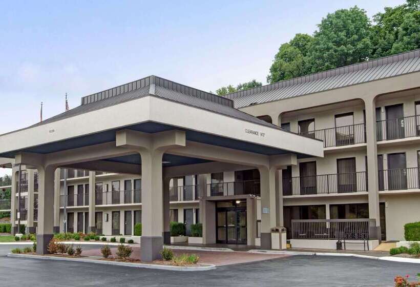 هتل Baymont By Wyndham Nashville Airport