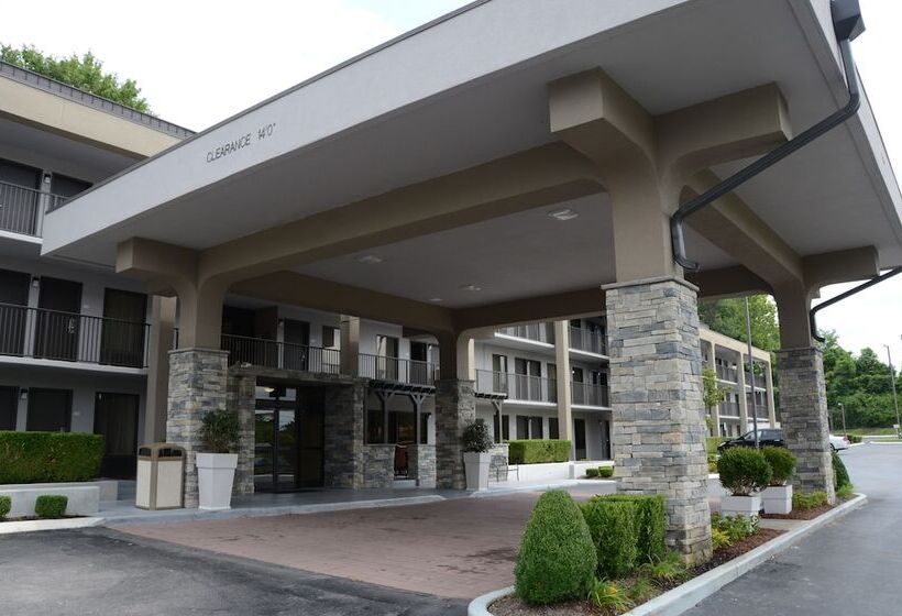 هتل Baymont By Wyndham Nashville Airport