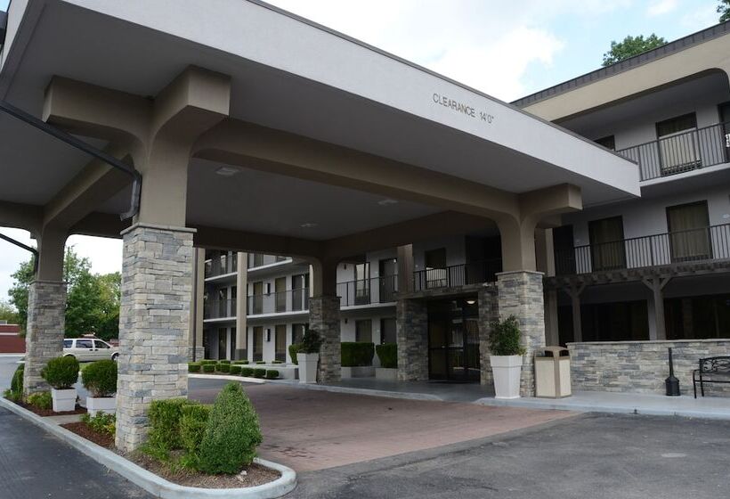 هتل Baymont By Wyndham Nashville Airport