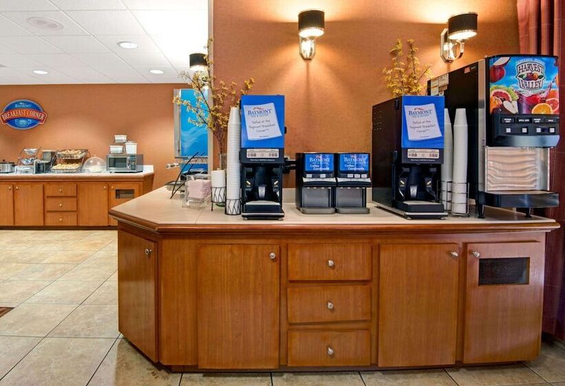 هتل Baymont By Wyndham Nashville Airport