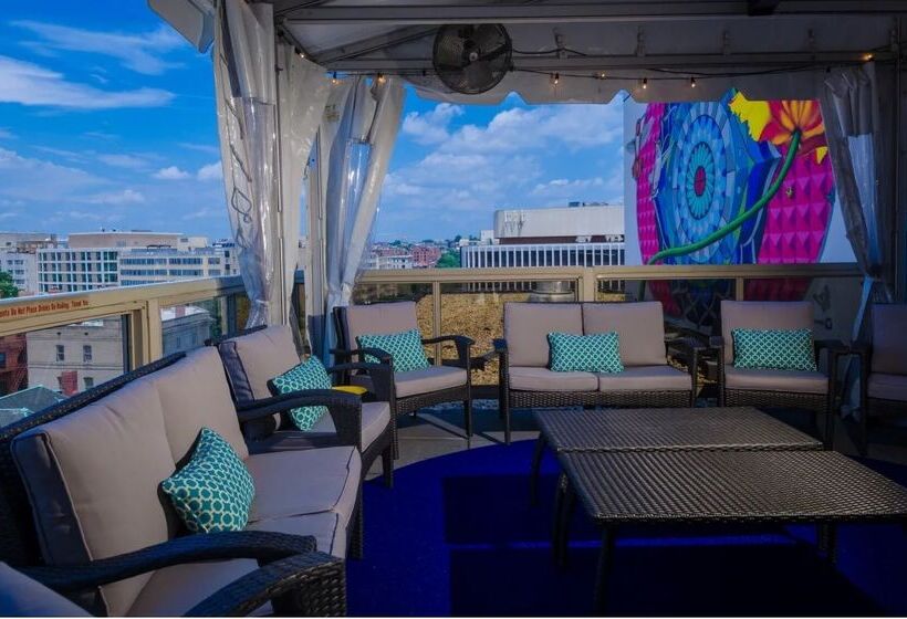 Beacon Hotel & Corporate Quarters