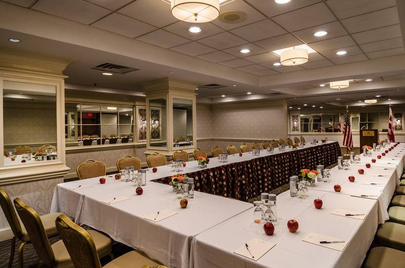 Beacon Hotel & Corporate Quarters