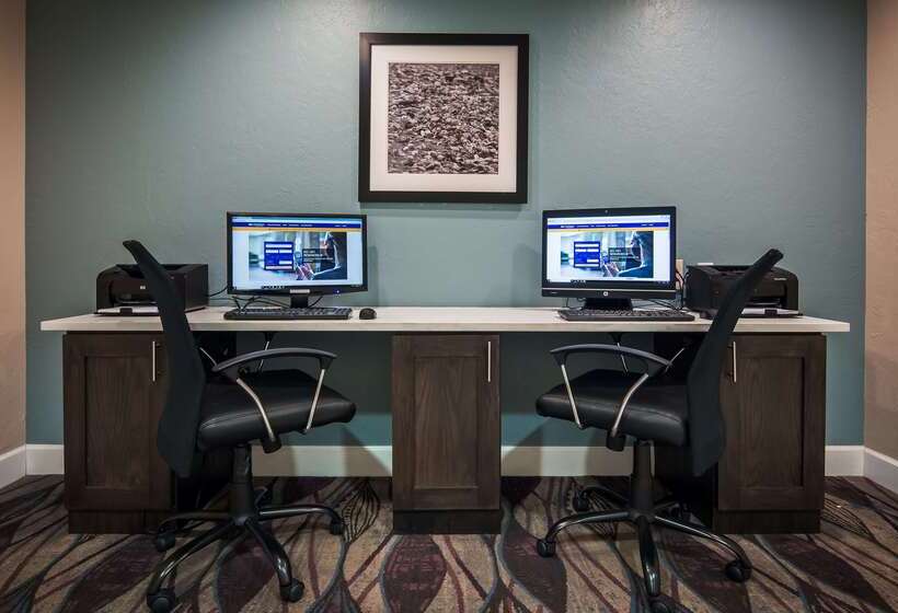 酒店 Red Roof Plus Fort Myers